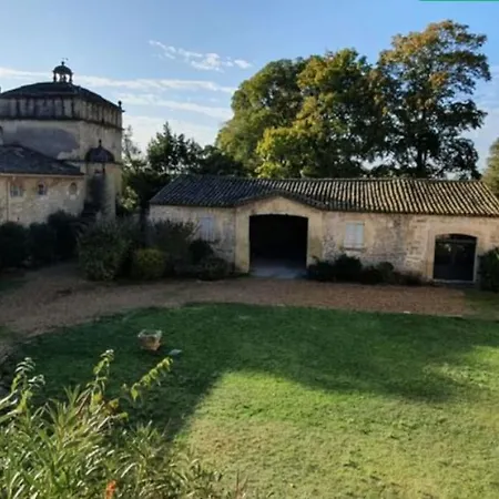 Chateau De Teillan - Pigeonnier Aimargues